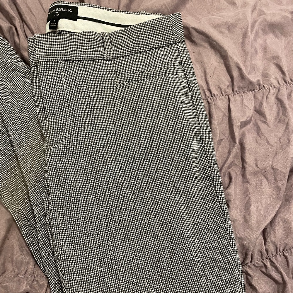 Banana Republic Sloan Size 4